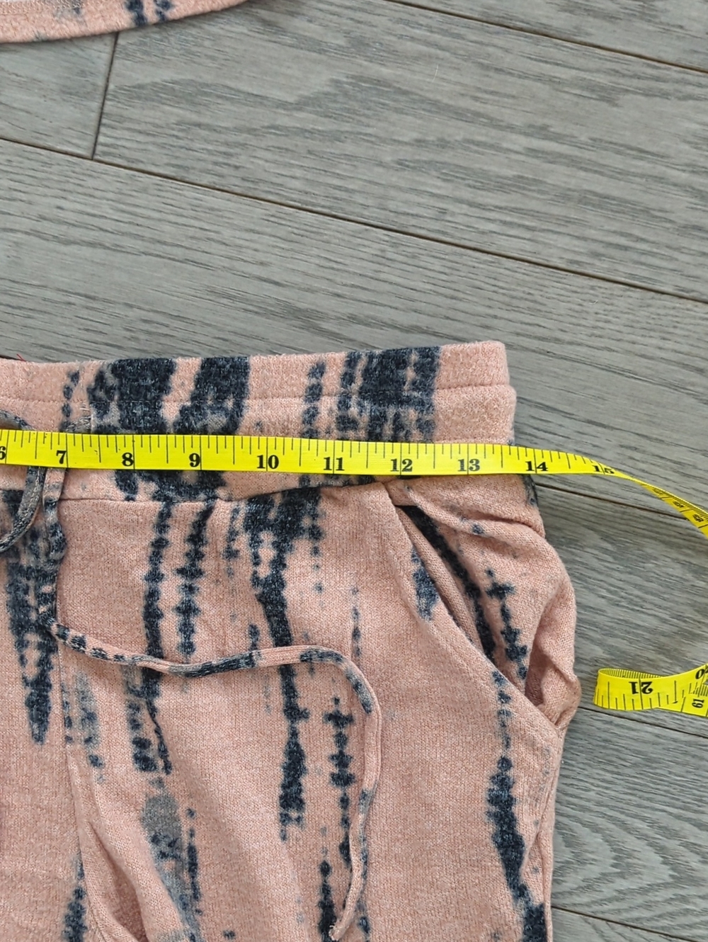 Women's Pink Tie-Dye Lounge Wear Set - Cozy Top & Jogger Pants -size Small - Picture 6 of 7